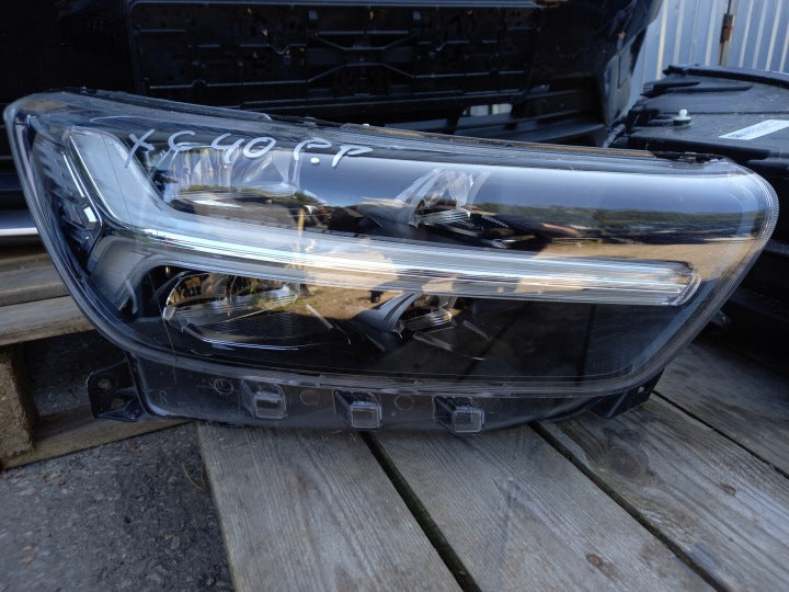 Frontscheinwerfer Volvo Xc40 32342525 32342524 LED Rechts Scheinwerfer Headlight SCH2933600006zg