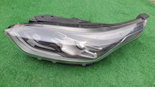 Laden Sie das Bild in den Galerie-Viewer, Frontscheinwerfer Kia Ceed 92101J7100 LED Links Scheinwerfer Headlight