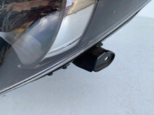 Load image into Gallery viewer, Frontscheinwerfer Toyota Yaris ARO15733 Links Scheinwerfer Headlight SCH4002393463ym