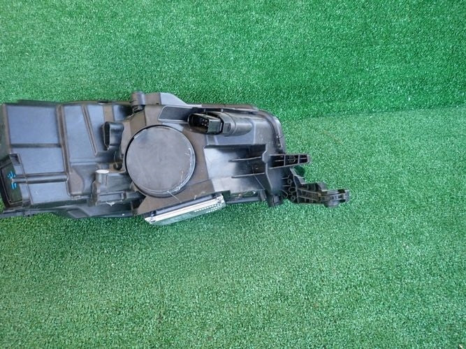 Frontscheinwerfer Skoda Fabia III 6V1941015 Links Scheinwerfer Headlight