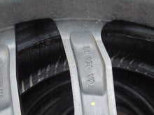 Laden Sie das Bild in den Galerie-Viewer, 1x Alufelge 19 Zoll 9.0&quot; 5x120 60ET TE90960M17 Porsche Rim Wheel