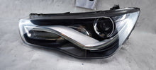 Laden Sie das Bild in den Galerie-Viewer, Frontscheinwerfer Audi A1 8X0941005 Xenon Links Scheinwerfer Headlight SCH1646209665it