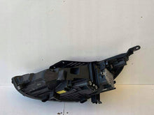Laden Sie das Bild in den Galerie-Viewer, Frontscheinwerfer Hyundai I30 G4921-21060 Rechts Scheinwerfer Headlight SCH2476407297zw