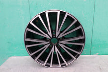 Load image into Gallery viewer, 1x Alufelge 17 Zoll 7.0&quot; 5x112 49ET 5F0601025 Seat Leon Rim Wheel