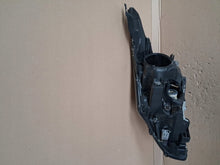 Laden Sie das Bild in den Galerie-Viewer, Frontscheinwerfer Toyota Avensis Rechts Scheinwerfer Headlight SCH9505287399np