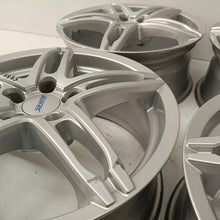 Laden Sie das Bild in den Galerie-Viewer, 4x Alufelge 17 Zoll 7.0" 5x112 38ET Glanz Silber Audi I Rim Wheel FEL1401979340ki