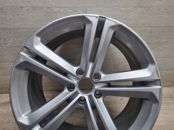 1x Alufelge 19 Zoll 5x112 5N0601025T VW Tiguan Rim Wheel FEL4854640517jz
