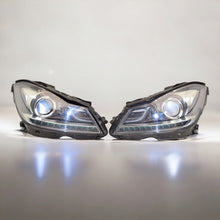 Load image into Gallery viewer, Frontscheinwerfer Mercedes-Benz W204 A2048204539 Xenon Links Headlight