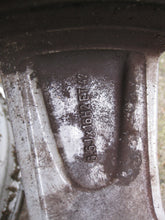 Load image into Gallery viewer, 1x Alufelge 16 Zoll 6.5&quot; 5x112 42ET 3C0601025Q VW Passat Rim Wheel