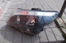 Laden Sie das Bild in den Galerie-Viewer, Frontscheinwerfer Mercedes-Benz Vito W447 A4479067700 Links Headlight SCH5087508894gf