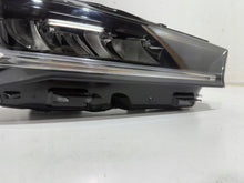 Laden Sie das Bild in den Galerie-Viewer, Frontscheinwerfer Skoda Superb 3P1941016 Rechts Scheinwerfer Headlight SCH7810275128eo