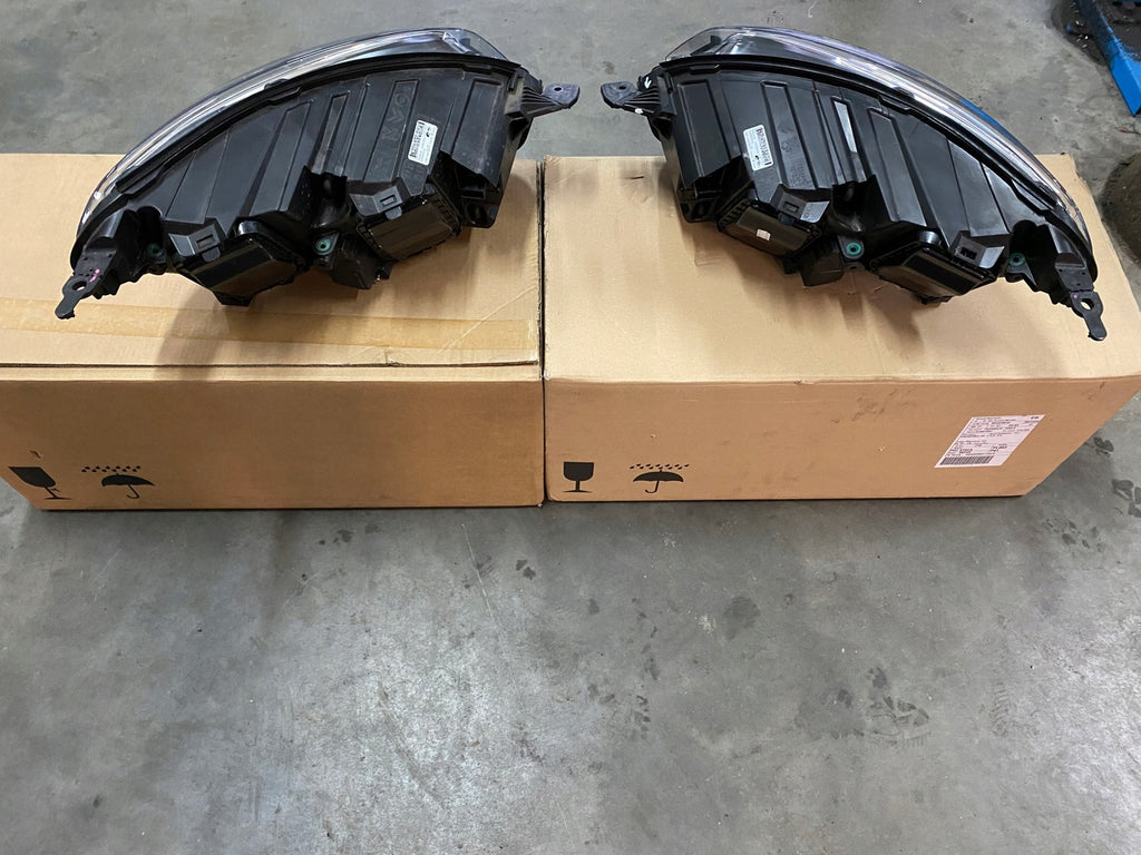 Frontscheinwerfer Opel Zafira Vivaro 9832836480 9832837680 Xenon Ein Satz SCH9510762489ne