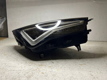 Load image into Gallery viewer, Frontscheinwerfer Seat Ateca 576941032B Rechts Scheinwerfer Headlight SCH1400407371dl