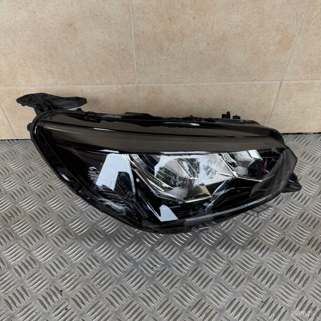 Frontscheinwerfer Peugeot 2008 II 9855524680 9855524880 LED Ein Satz Headlight