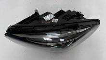 Laden Sie das Bild in den Galerie-Viewer, Frontscheinwerfer Mercedes-Benz W247 A2479061903 LED Links Headlight