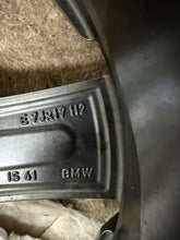 Load image into Gallery viewer, 1x Alufelge 17 Zoll 7.0" 5x112 41ET Glanz Grau BMW Tourer U06 Mg Rim Wheel FEL6204117734lk