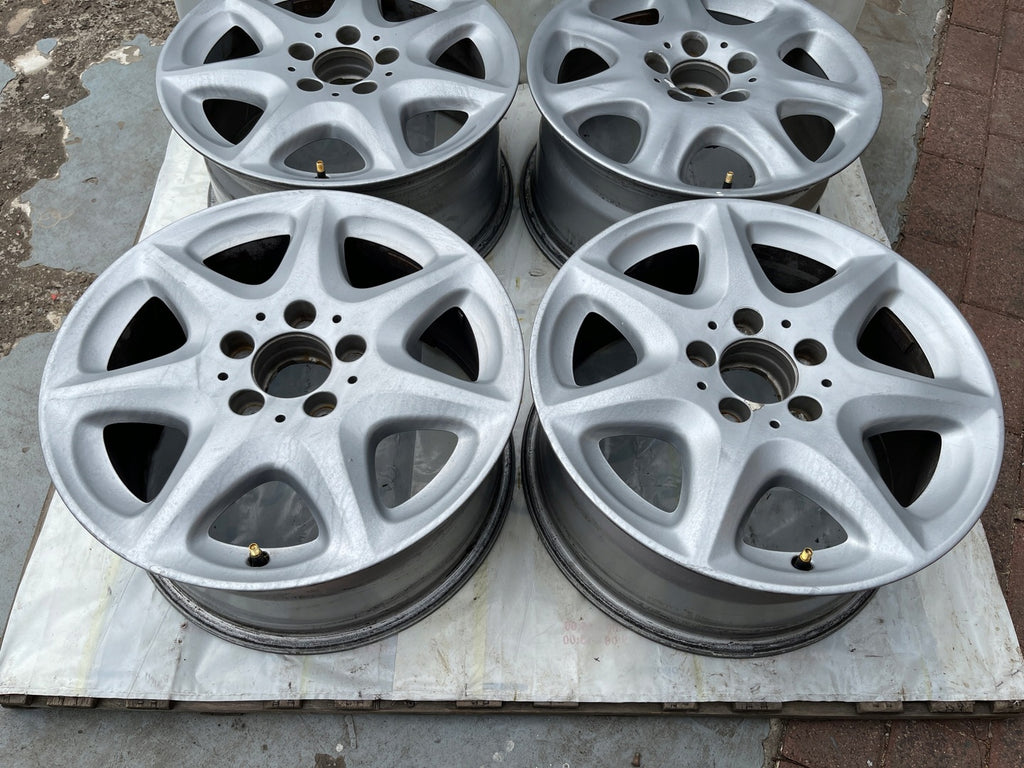 4x Alufelge 16 Zoll 7.5" 5x112 46ET Glanz Silber A2204012302 Mercedes-Benz