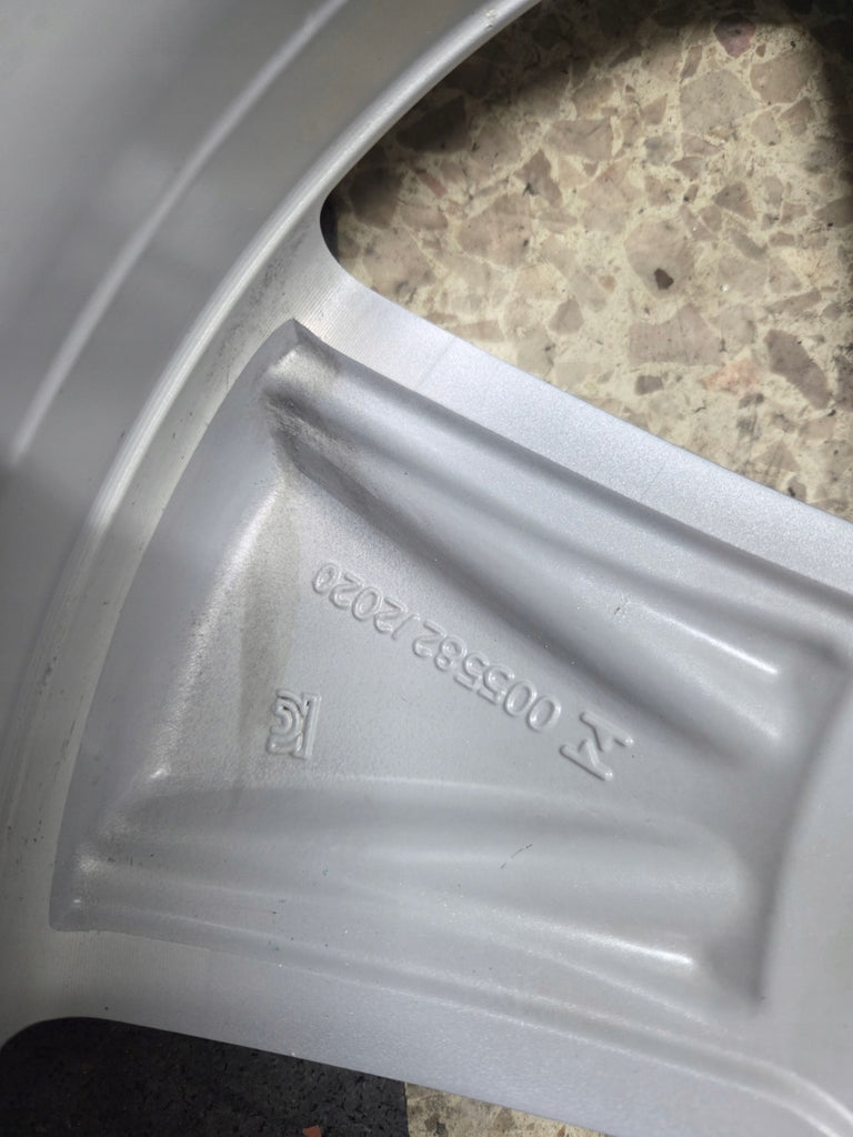 1x Alufelge 18 Zoll 7.5" 5x108 50 5ET Matt Silber 32271574 Volvo V60 I S60 FEL1110876766ib