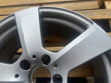 Laden Sie das Bild in den Galerie-Viewer, 1x Alufelge 18 Zoll 5x112 A2074010402 Mercedes-Benz C207 Rim Wheel FEL4404901625ul
