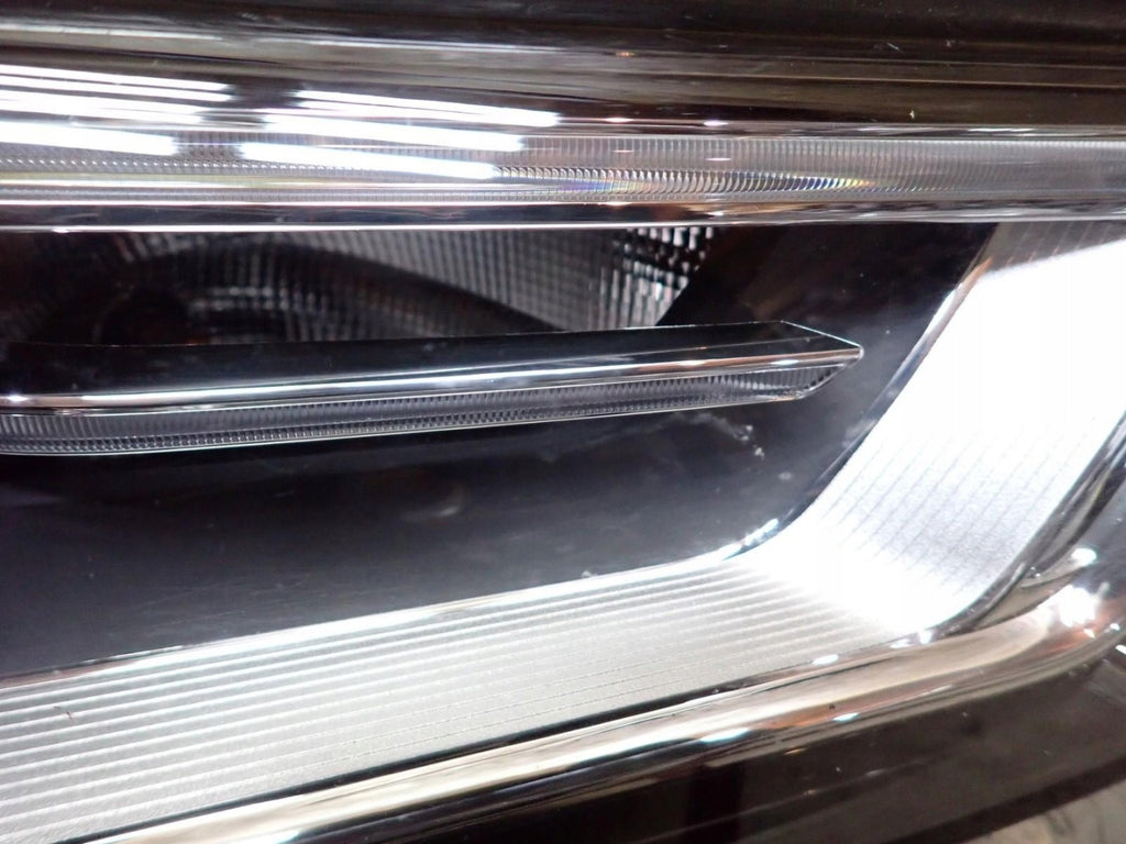 Frontscheinwerfer Audi A3 8V0941044L Bi-Xenon Rechts Scheinwerfer Headlight SCH8156124029rh