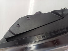 Laden Sie das Bild in den Galerie-Viewer, Frontscheinwerfer Kia Ceed 92101J7100 LED Ein Stück (Rechts oder Links)