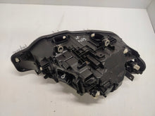 Laden Sie das Bild in den Galerie-Viewer, Frontscheinwerfer BMW F30 8739559-02 Full LED Ein Stück (Rechts oder Links) SCH7118238529zi