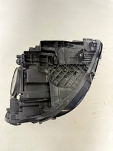 Laden Sie das Bild in den Galerie-Viewer, Frontscheinwerfer Mercedes-Benz Cla A1189068300 LED Links Scheinwerfer Headlight SCH1349685235qo