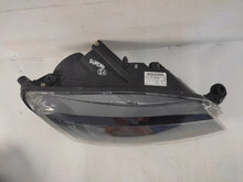 Laden Sie das Bild in den Galerie-Viewer, Frontscheinwerfer Skoda Superb III 3V1941016B LED Rechts Scheinwerfer Headlight