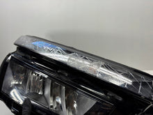 Laden Sie das Bild in den Galerie-Viewer, Frontscheinwerfer Skoda Kamiq 658941016 Rechts Scheinwerfer Headlight SCH1235342718ep