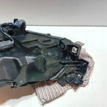 Laden Sie das Bild in den Galerie-Viewer, Frontscheinwerfer Mazda III D09K51030 Rechts Scheinwerfer Headlight