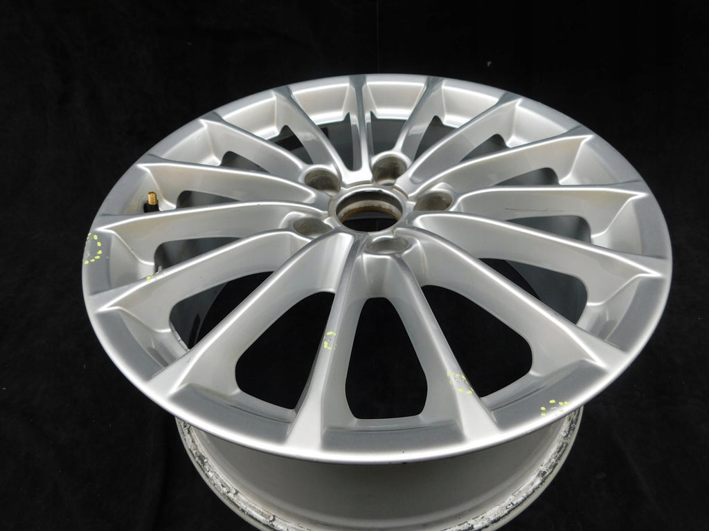 1x Alufelge 17 Zoll 7.5" 5x112 51ET Glanz Silber 8V0601025BN Audi A3 Rim Wheel