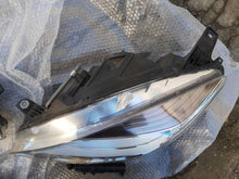 Laden Sie das Bild in den Galerie-Viewer, Frontscheinwerfer Mercedes-Benz W251 A2518206861 A2518206761 Xenon Ein Satz SCH3579878737yt