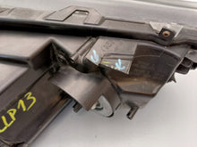 Laden Sie das Bild in den Galerie-Viewer, Frontscheinwerfer Toyota Hilux VIII 81150-0KK60 Links Scheinwerfer Headlight SCH4889308514ig