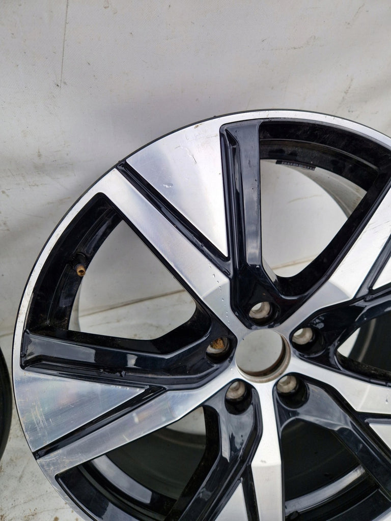 1x Alufelge 19 Zoll 7.5" 5x108 50 5ET 32243375 Volvo Xc40 Rim Wheel FEL6705791680za