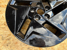 Laden Sie das Bild in den Galerie-Viewer, 1x Alufelge 17 Zoll 7.0" 5x114.3 50ET 52910-HF200 Hyundai I Rim Wheel FEL1168873602gu