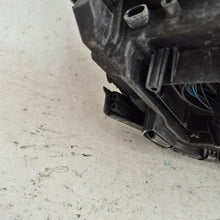 Laden Sie das Bild in den Galerie-Viewer, Frontscheinwerfer VW Touran 5TB941081A Full LED Ein Stück (Rechts oder Links)