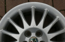 Load image into Gallery viewer, 1x Alufelge 16 Zoll 6.5" 4x98 41 5ET Glanz Silber 60686520 Alfa Romeo 156 FEL1458272422wz