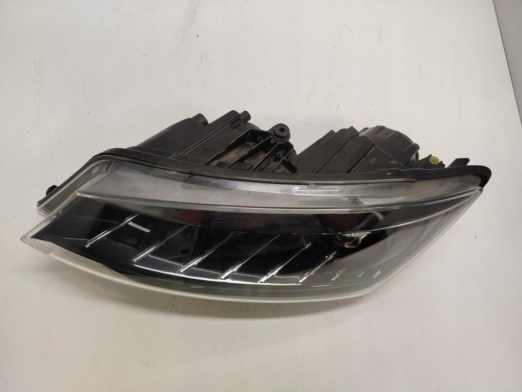 Frontscheinwerfer Skoda Fabia III 6V1941015B LED Ein Stück (Rechts oder Links)