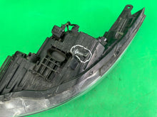 Load image into Gallery viewer, Frontscheinwerfer Hyundai Elantra Rechts Scheinwerfer Headlight