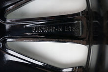 Laden Sie das Bild in den Galerie-Viewer, 1x Alufelge 18 Zoll 8.0&quot; 5x112 38ET Glanz A2534014600 Mercedes-Benz Glc