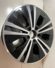 Load image into Gallery viewer, 1x Alufelge 17 Zoll 7.5" 5x112 40ET Glanz Schwarz A2134015100 Mercedes-Benz W213 FEL9379214041su