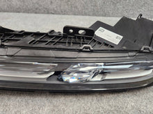 Laden Sie das Bild in den Galerie-Viewer, Frontscheinwerfer BMW 7 9879935-13 Links Scheinwerfer Headlight SCH6350735628ln
