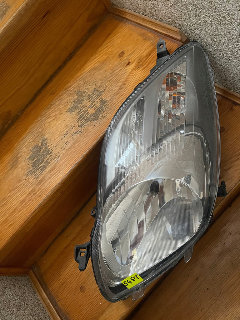 Frontscheinwerfer Toyota Yaris Links Scheinwerfer Headlight