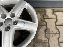 Laden Sie das Bild in den Galerie-Viewer, 1x Alufelge 17 Zoll 7.5" 5x112 4F0601025K Audi Rim Wheel FEL7807853461to
