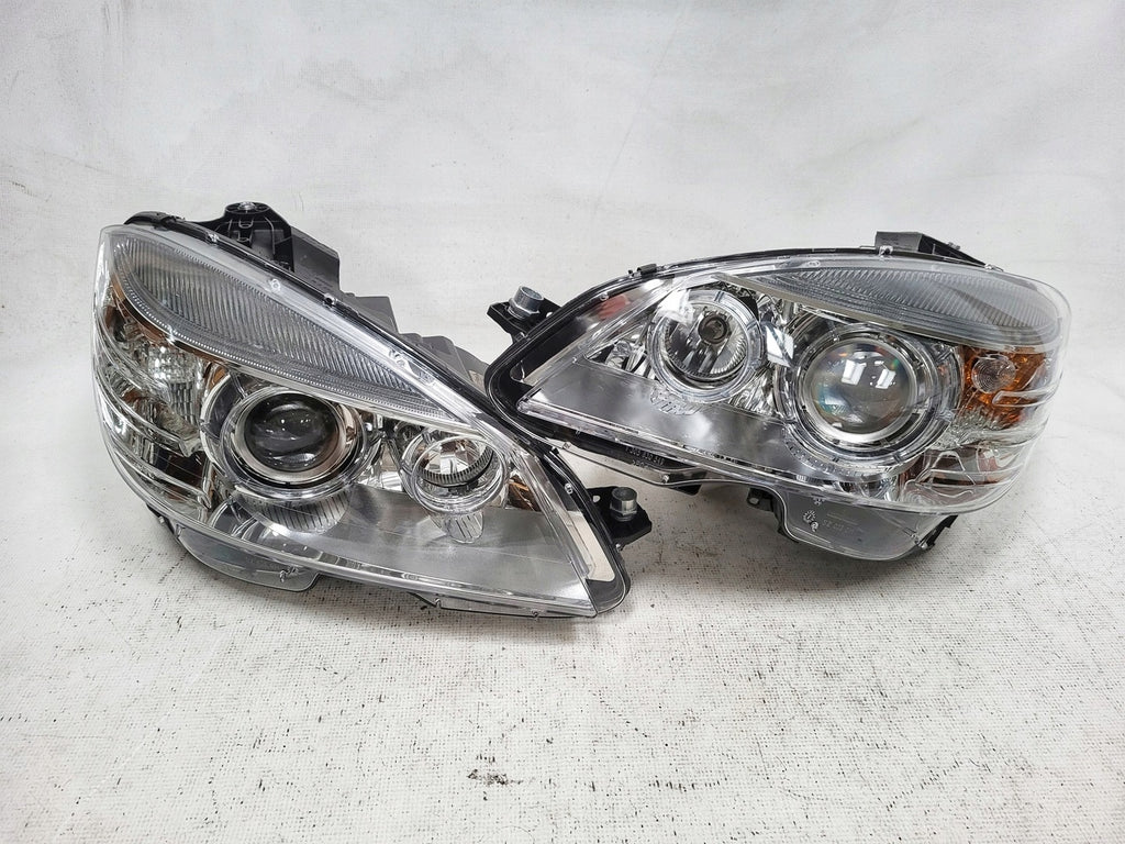 Frontscheinwerfer Mercedes-Benz W204 A2048202961 A2048200159 Xenon Ein Satz SCH5509218011yg