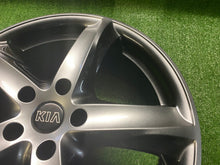Load image into Gallery viewer, 1x Alufelge 18 Zoll 8.0" 5x114.3 Kia Rim Wheel FEL2169433104zc