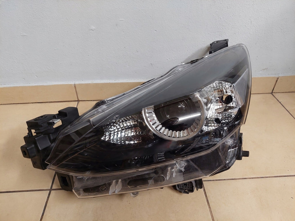 Frontscheinwerfer Mazda 2 D43N-51030 D43N-51040 LED Ein Satz Headlight