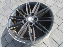Laden Sie das Bild in den Galerie-Viewer, 1x Alufelge 17 Zoll 7.5&quot; 5x120 47ET BMW 1 Rim Wheel