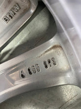 Load image into Gallery viewer, 1x Alufelge 18 Zoll 8.0&quot; 5x112 57ET 6855093 BMW F45 F46 Rim Wheel