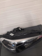 Laden Sie das Bild in den Galerie-Viewer, Frontscheinwerfer BMW X1 F48 5A01178-03 Rechts Scheinwerfer Headlight SCH3333170715kr